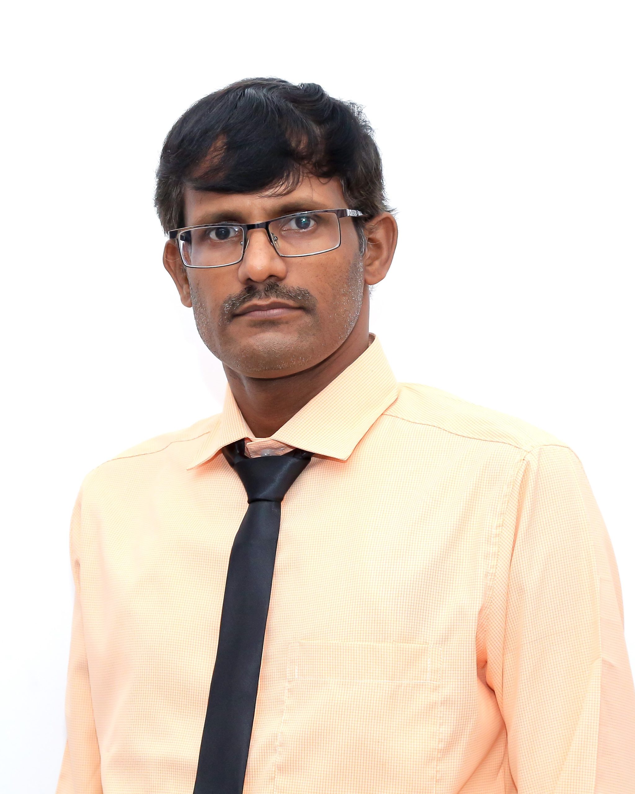 Mr.K.Siyanthan : Instructor in Computer Technology Gr. I